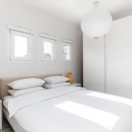 Apartment #sunflower By Halu! *